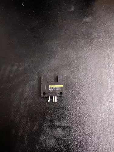 645-095745-001 OMRON EE-SPX303 SENSOR