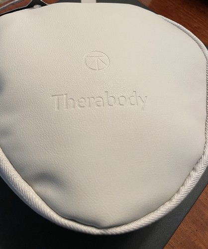 United Airlines Therabody Polaris Business Class Travel Amenity Kit 2025 - Bild 2 von 5