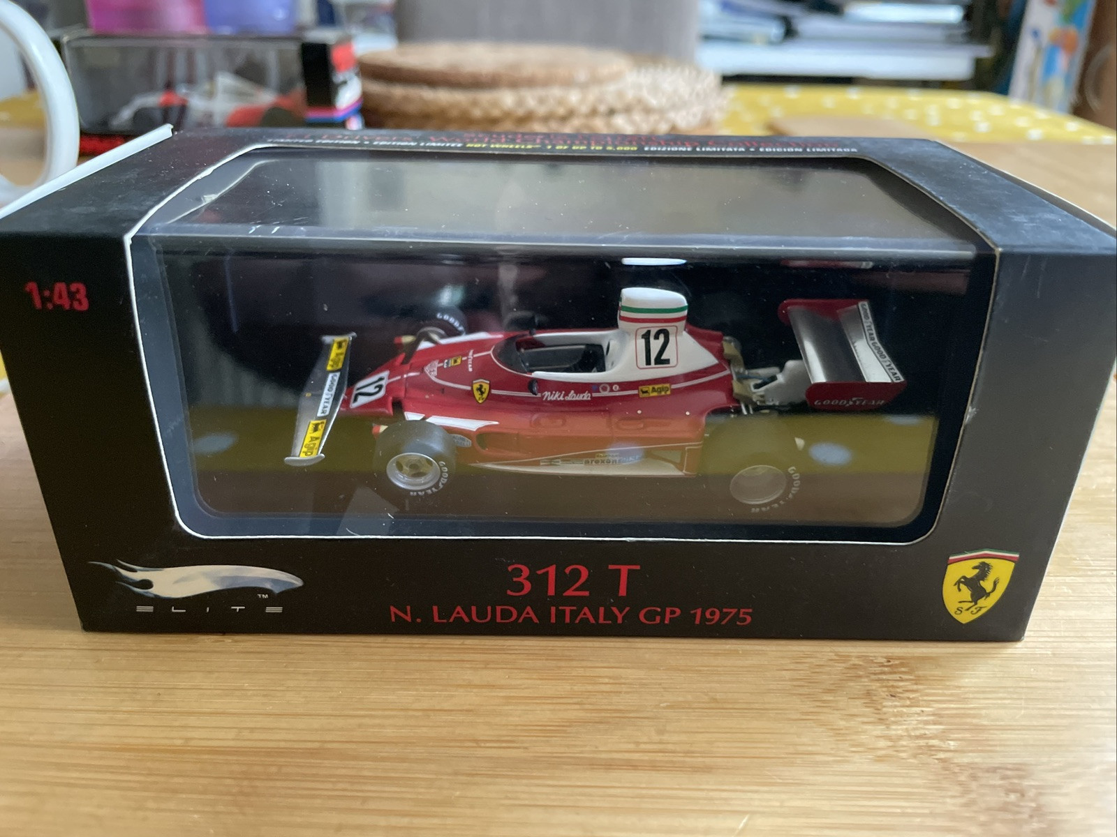 312 T N. Lauda 1975 Italy GP ミニカー 1:43 s-l1600.jpg