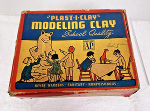 Vintage American Art Modeling Clay Children Bear Figure Original Box No 7K