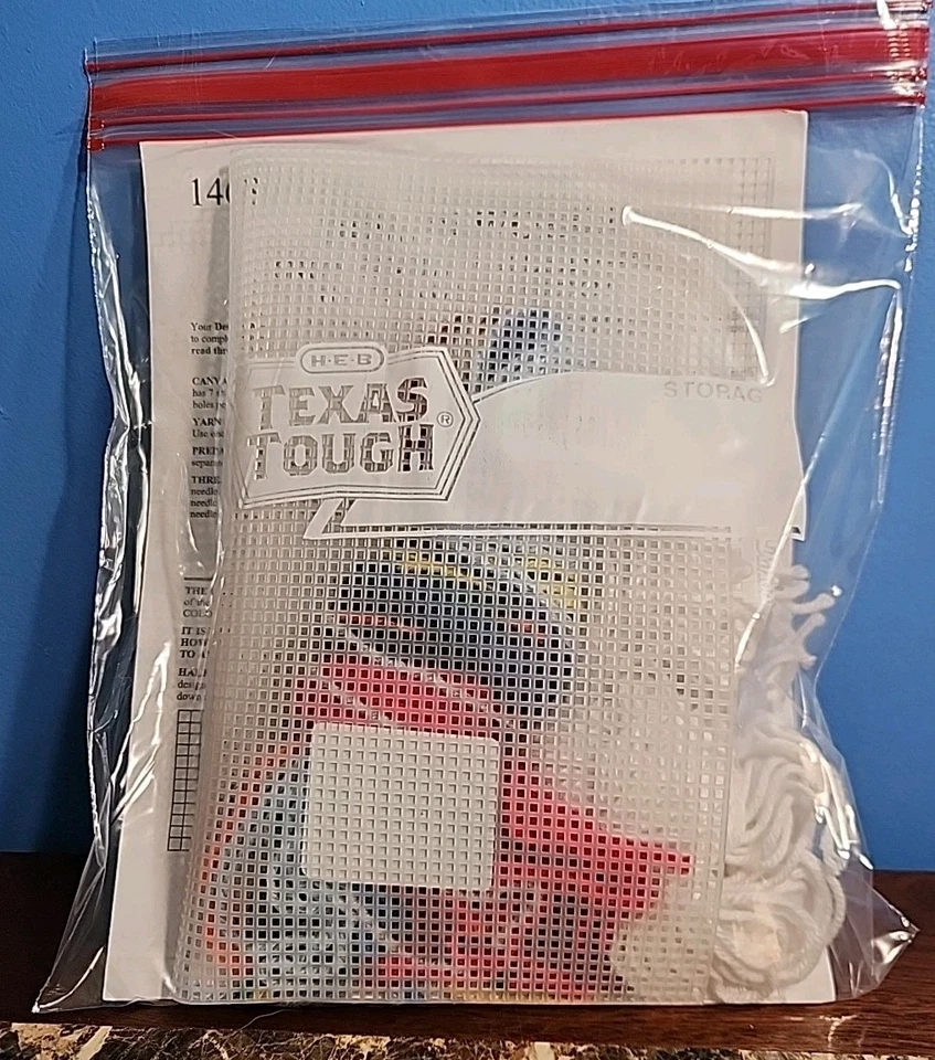 Snowman Family Plastic Canvas Kit #1468  Design Works Crafts New - Image 2 of 4