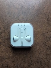 GENUINE OEM WHITE PAIR APPLE EARPODS WITH 3.5mm CONNECTION WIRED