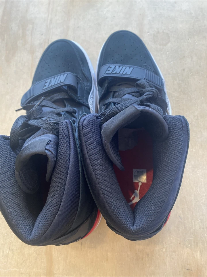 6224) Nike Air Jordan Legacy 312 Negro/Rojo Gamuza AV3922-060 Hombre’s Talla 12 Foto 4 de 4