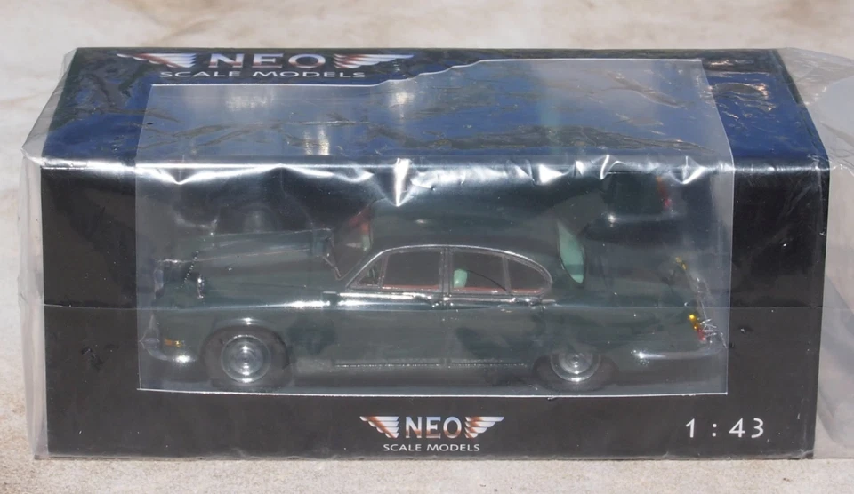 1:43 Jaguar 420  Neo  etrem selten - Bild 4 von 4