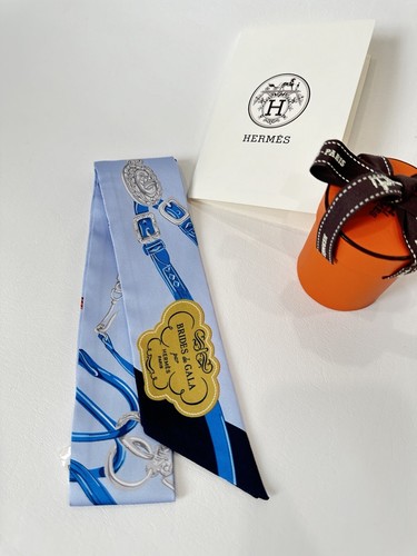 HERMES SEIDENBRÄUTE DE GALA APPLIKATION PIKBLAU MARINEBLAU WEISS GELB TWILLY WICKEL - Bild 15 von 15