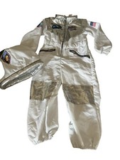 FAO Schwarz Astronaut Halloween Costume Boys Large size 7 Suit, Helmet