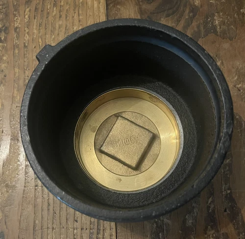 CAST IRON PLUG COUNTERSUNK CLEAN OUT NO GASKET INCLUDED SIZE 3 1/4"H PIPE DIAM 4 - Picture 2 of 2
