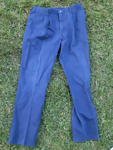 Mens Wrangler Riata W32 L32 navy blue 
