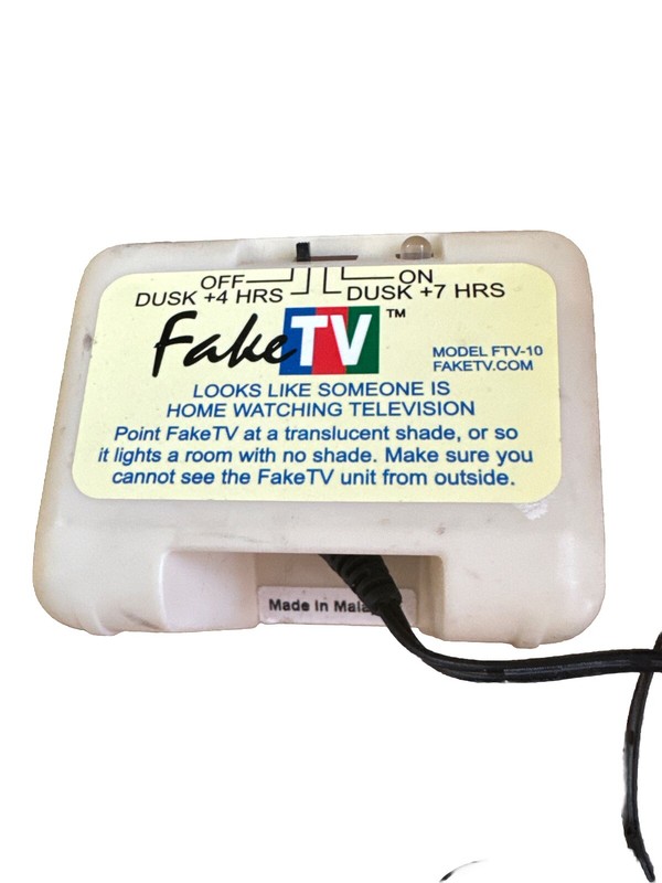 FAKE TV FAKETV Simulator Burglar Deterrent Home Security Device FTV-10