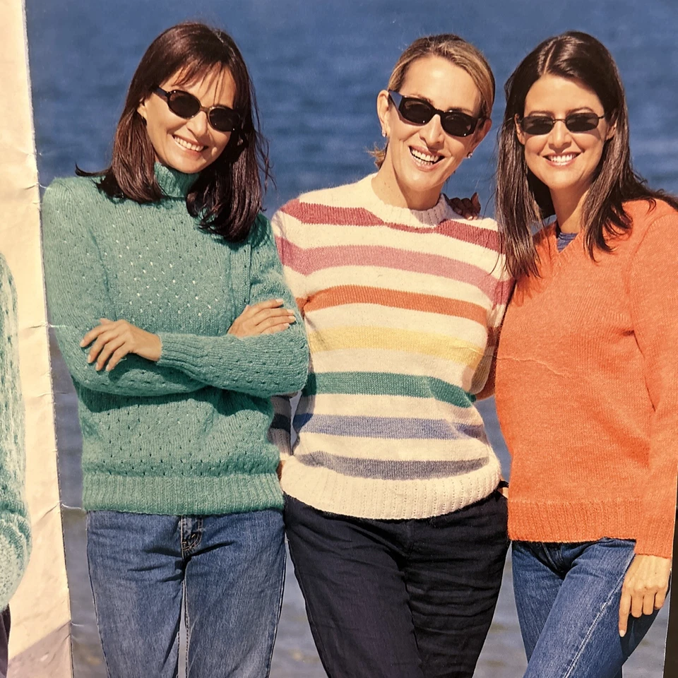 PATONS LADIES CARESSA KNITTING PATTERN BOOK NO.2126 SIZES 6-24 - Image 4 of 4