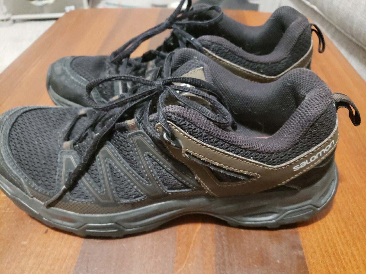 Salomon Pathfinder Sneaker da trekking da uomo US 9 nero e marrone punta tonda a rete