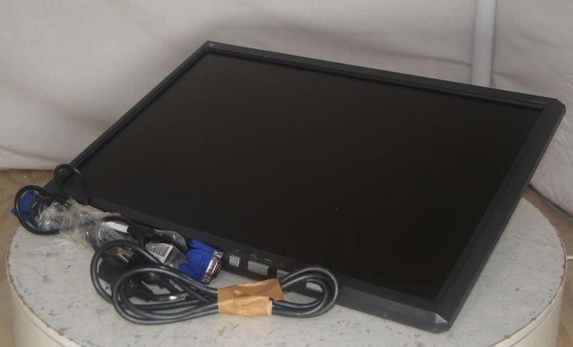 Acer X223W ET.EX3WP.D01 22" Widescreen LCD Monitor DVI VGA GRADE B - Image 3 of 4