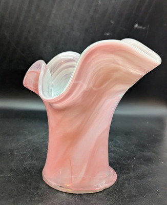 Vintage Hand Blown Art Glass Pink Free Form Ruffeled Vase 7'' Stained