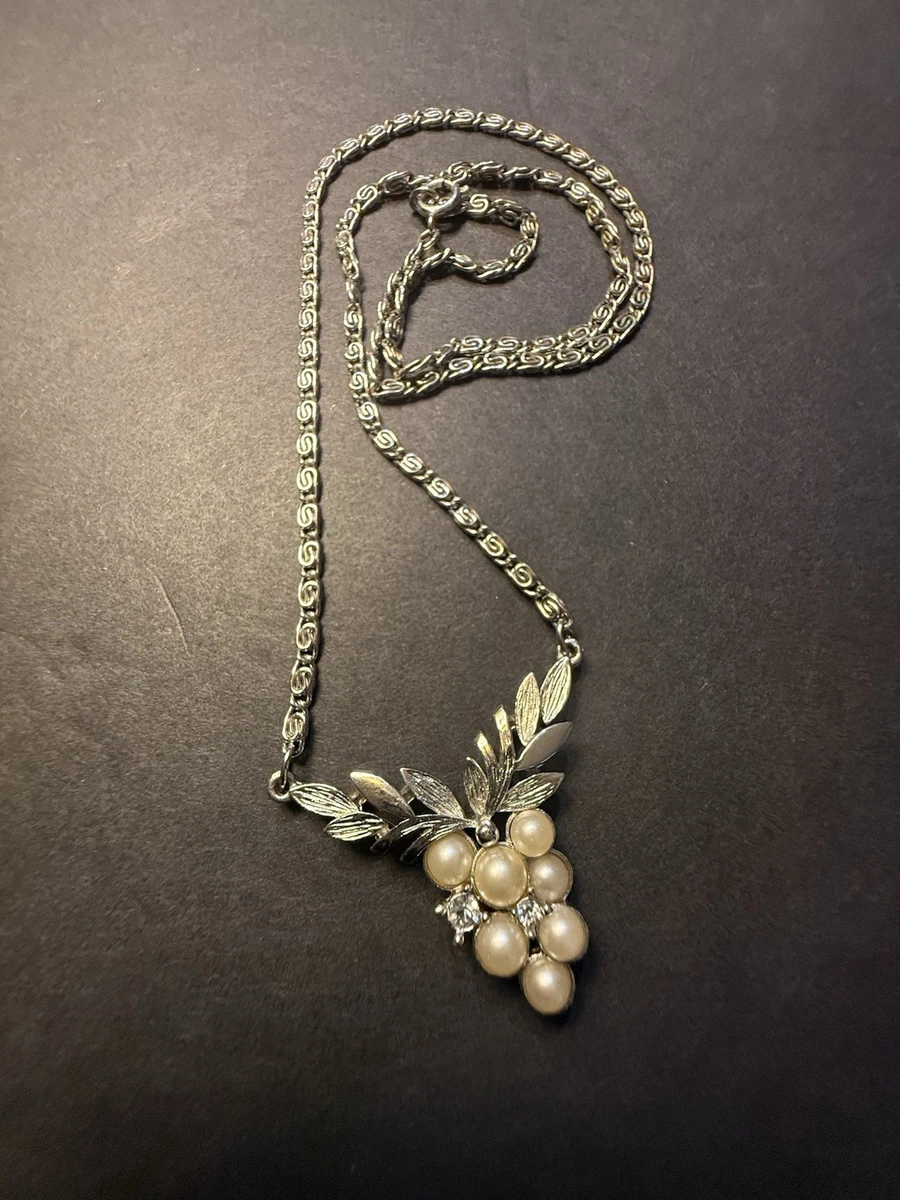 70s Necklace In Vintage Designer Costume Necklaces & Pendants for
