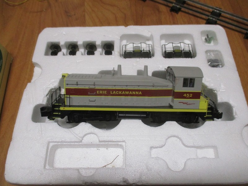 S Helper 00114 EL SW-9 (6/25/23)