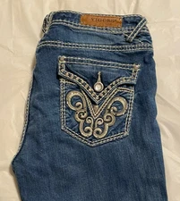 Vigoss Jeans Womens 9/10x30 Boot Cut Embellished Flap Pockets w/Interior Flowers