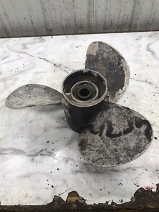 92 MerCruiser Mercury Marine Bravo 2 Two Out Drive Outdrive boat prop propeller