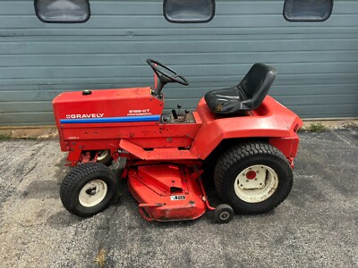 Gravely 8199-KT Professional Gas Powered Lawn Tractor 19 HP