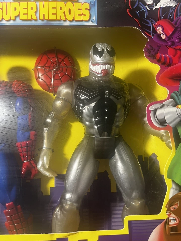 1998 Boxed Marvel Super Heroes Toy Biz 36948307 Spider-man Wars & Venom Vintage - image 3 of 4