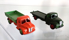 Dinky Toys Fordson Flatbed Truck + Dodge Kippwagen ~ schön restauriert