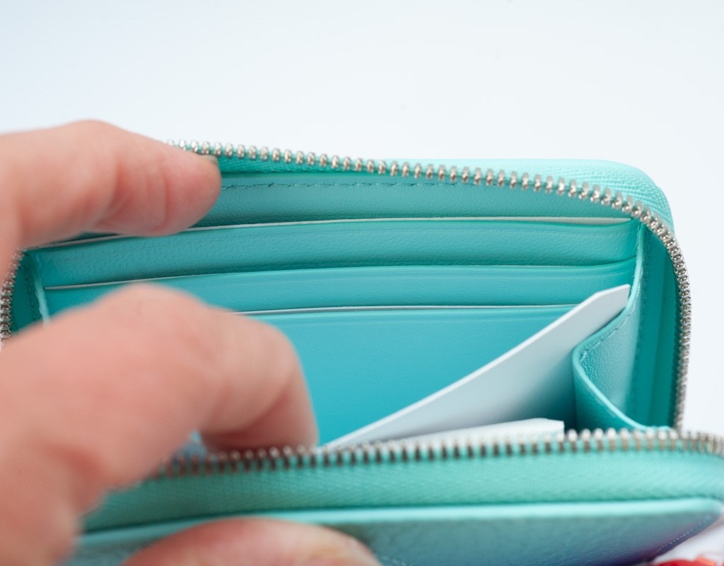 TIFFANY & CO. Please Return To Tiffany Ombre Blue Leather Wallet