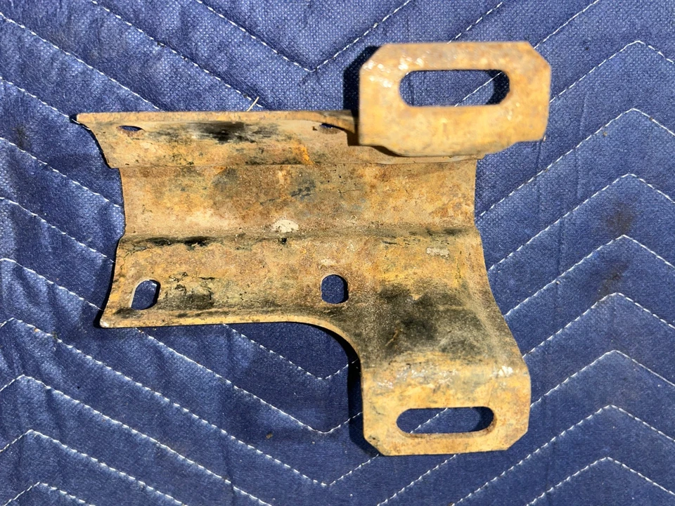 1970 1971 1972 1973 1974 Plymouth Cuda Barracuda Steering Column Cover Bracket - Image 4 of 4