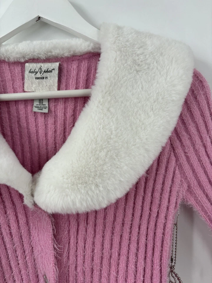 Forever 21 x Baby Phat Cardigan Sweater Womens Medium Pink Y2K Faux Fur Collared - Image 4 of 4