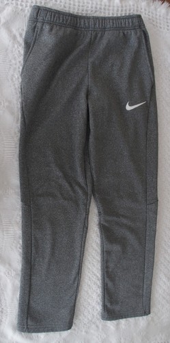 Nike XL 18 20 Boy Athletic Pants drawstring fuzzy fleece inside gray EUC Dri-Fit