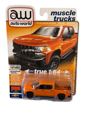 ミニカー 1/64 2020 Chevrolet Silverado Auto World 2020 Chevrolet Silverado ZL1 LT Trail Boss Orange 1/64