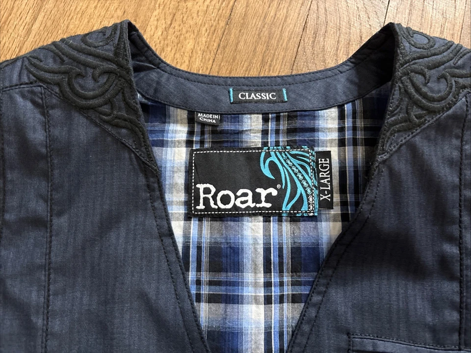 Roar Los Angeles Button Up Vest Men’s Classic X Large Blue Designer Affliction - Image 2 of 4