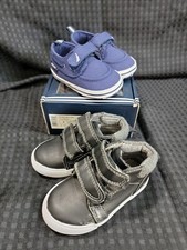Lote de 2 pares de zapatos para niños pequeños Nautica azul marino y Cat & Jack zapatos negros talla 4