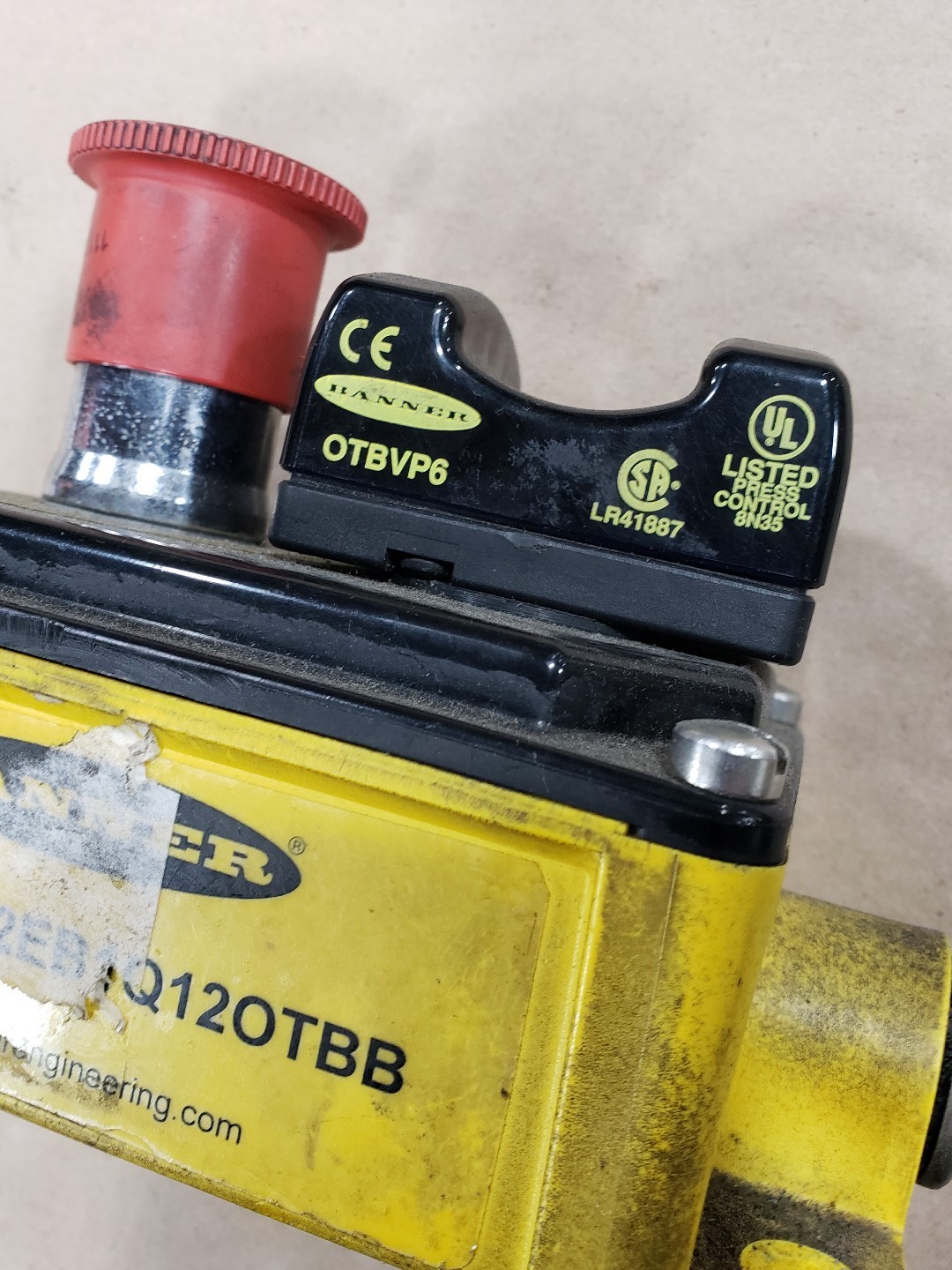 Banner Engineering SSAEBM12EB1Q120TBB / OTBVP6 40A32 eBay