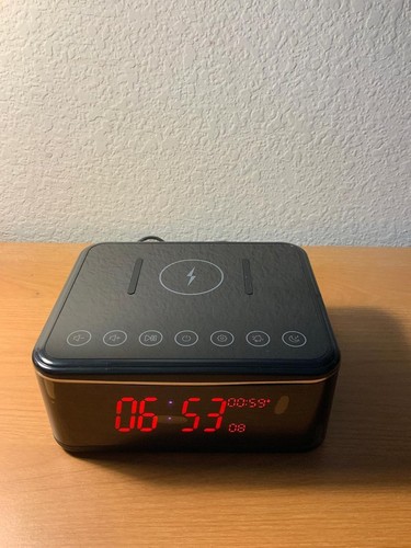Security Camera + Bluetooth Speaker + Time - Picture 4 of 12