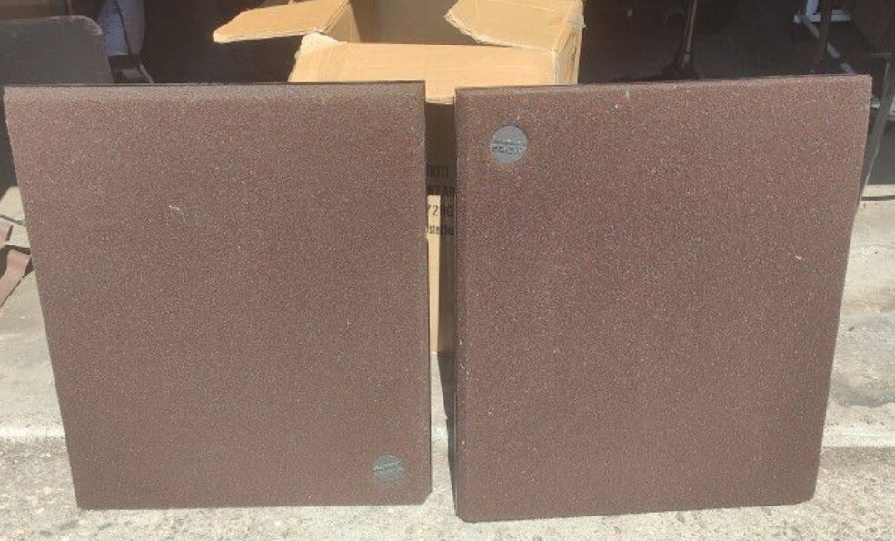 Rare Vintage Altec Lansing Model Fifteen 15 Speakers Oak Cabinets