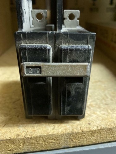 ITE Siemens BQ2H020 Circuit Breaker 240v 20a 2 Pole - Picture 2 of 5