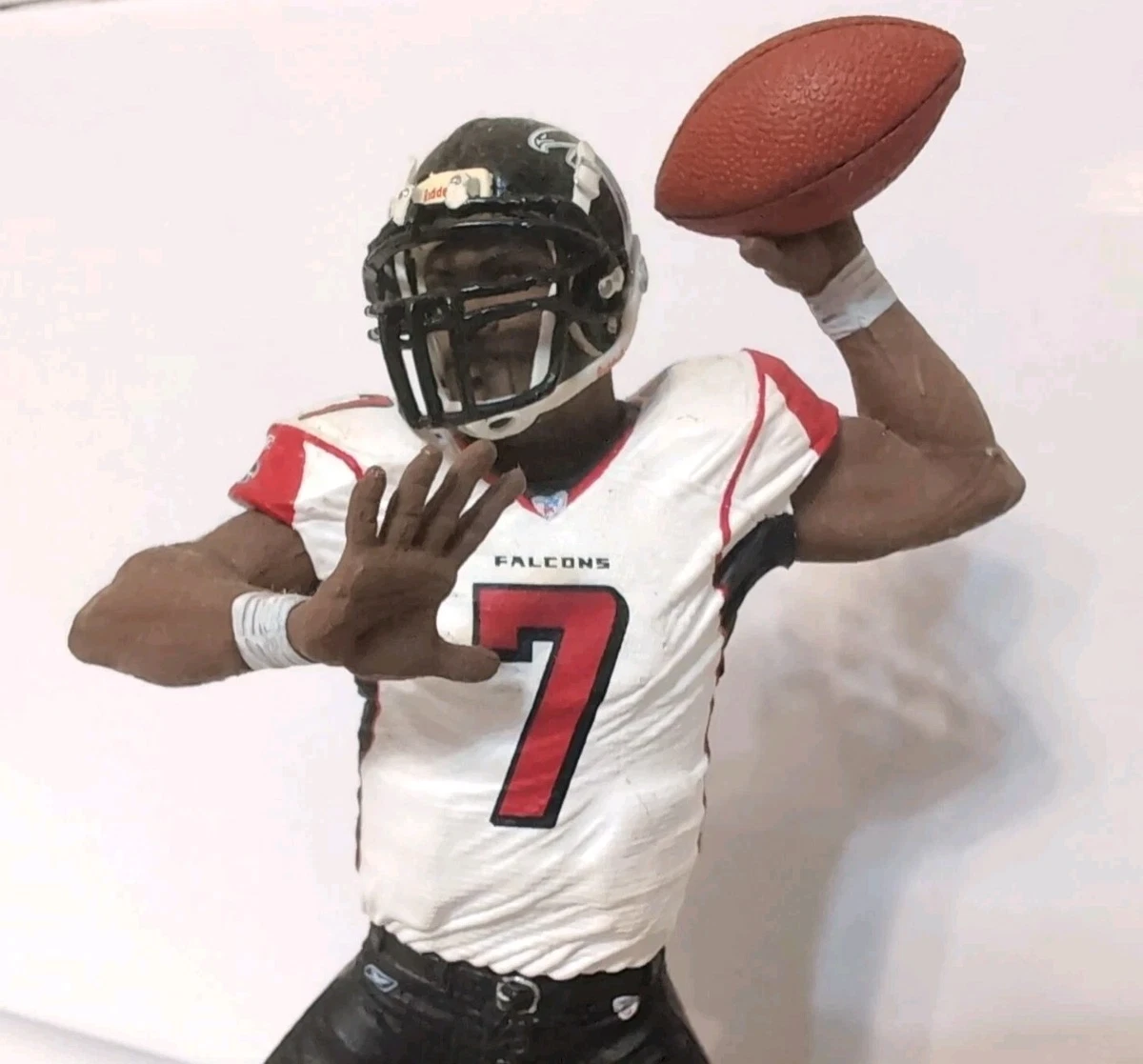 McFarlane NFL Picks Series 7 - Michael Vick Rookie Atlanta Falcons Retro Uniform