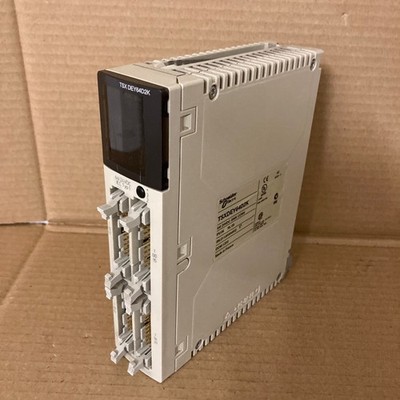 1x Schneider Electric Modicon Premium TSXDEY64D2K 64I 24VDC SINK CONN