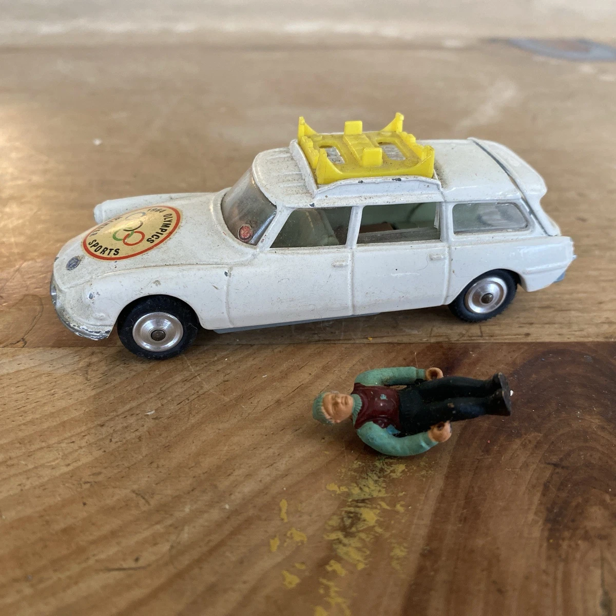 シトロエン ID 19 サファリ '1964年冬季五輪' - コーギー#475 Corgi Citroen Safari for sale | eBay