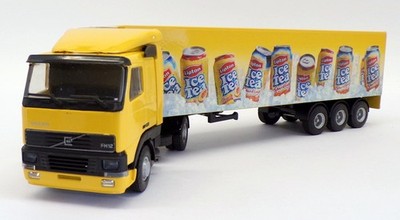 Lion Toys 1/50 Scale Model No.36 - Volvo FH12 Truck & Trailer Lipton Ice Tea