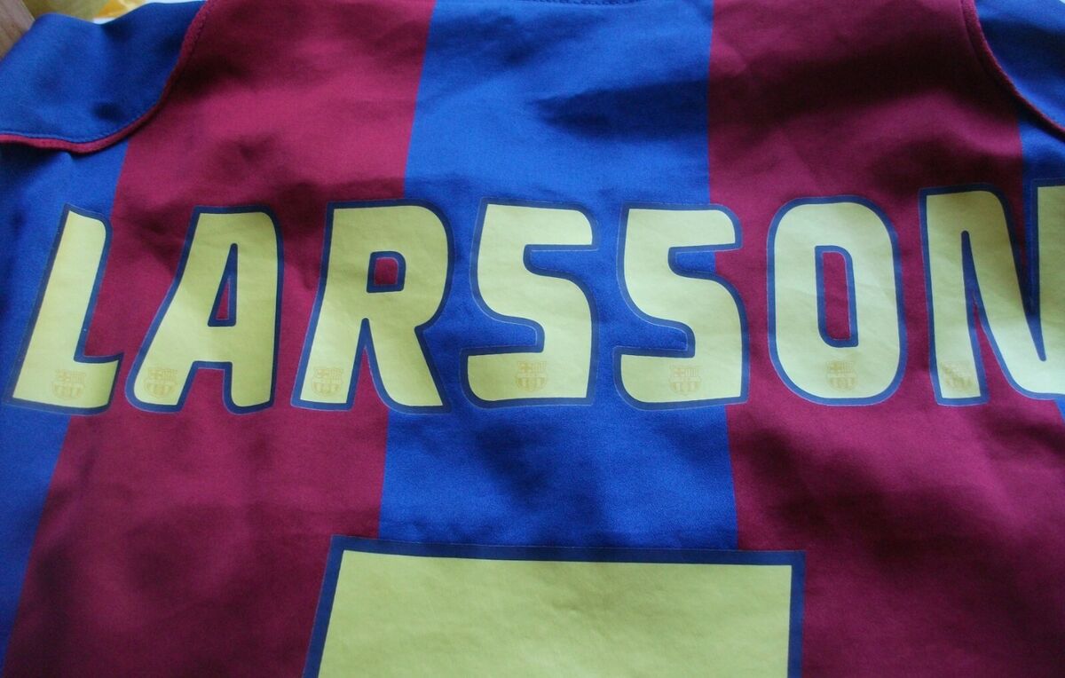 FC Barcelona 2004-2005 Home football shirt jersey Nike size FC Barcelona 2004-2005 Home football shirt jersey Nike size