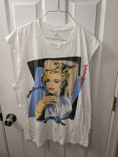 Madonna Vogue Strike a Pose Shirt Blond Ambition Tou 1990s vintage concert t-shirt, vintage, size XL, single stitch, B+ condition