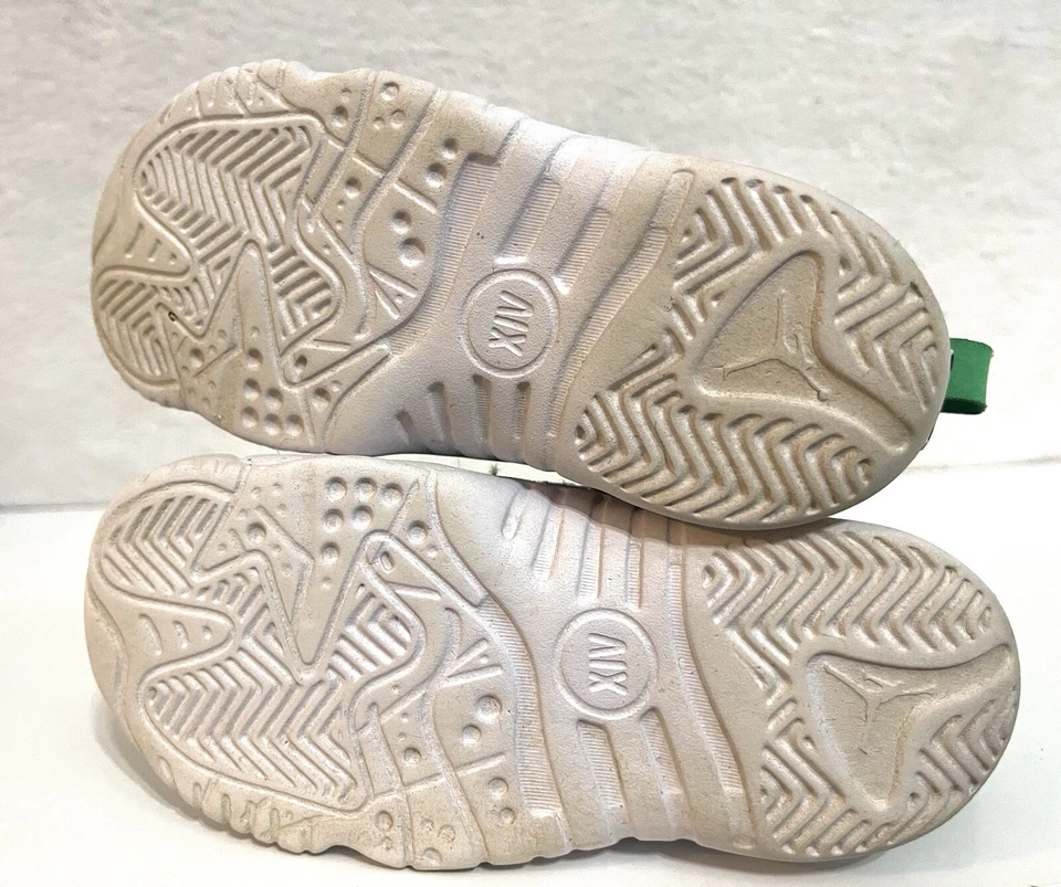 NUEVO EN CAJA Zapatillas Nike JORDAN Jumpman Two Trey TD 9.5C DQ8433 130 Zapatos Blancos Foto 4 de 4