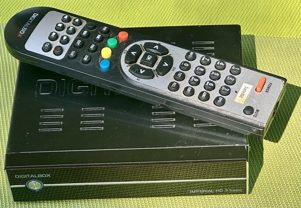 Digitalbox Imperial HD 3 basic digitaler SAT-Receiver inkl. FB