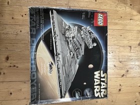 LEGO Star Wars UCS Imperial Star Destroyer 3104pc Set 10030 Age 16+