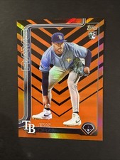 Eric Orze Orange Holiday Foil Rookie 2025 Topps Update Card #US212 Rays⚾️⚾️⚾️