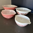 Vintage Set 4 PYREX Gooseberry Cinderella Nesting Mixing Bowls Pink