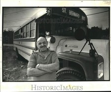 1982 Press Photo Joe Rizzo, morning driver of St. Bernard Bus - noc35140