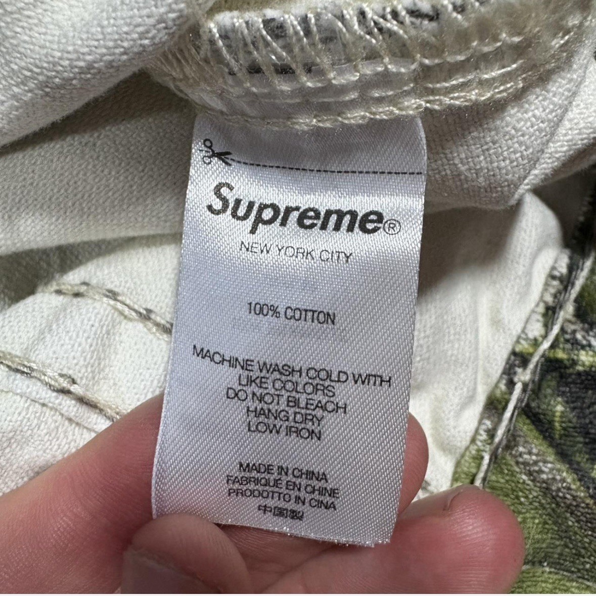 True religion supreme camo denim jacket Men’s Size Small Denim Jacket image 4