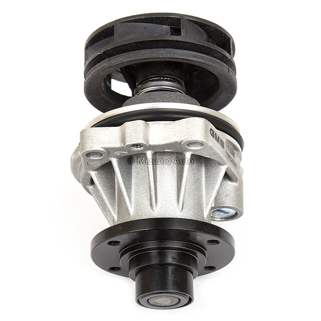Bomba de agua GMB BMW 525 325 323 328 330 528 530 E36 E46 E39 E53 X5 Foto 4 de 4