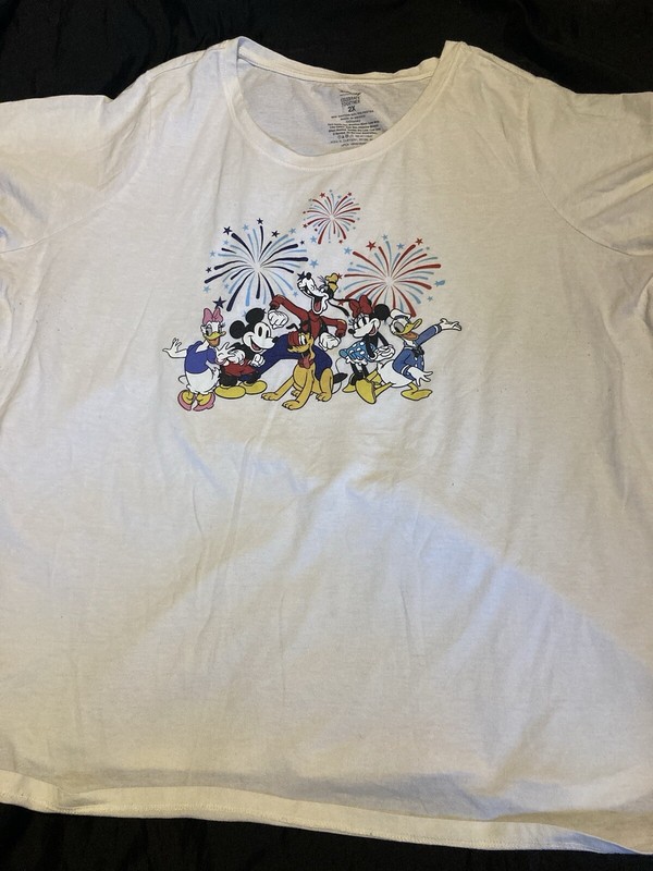 DISNEY Mickey Mouse New Years Tshirt 2XL White Unisex Used
